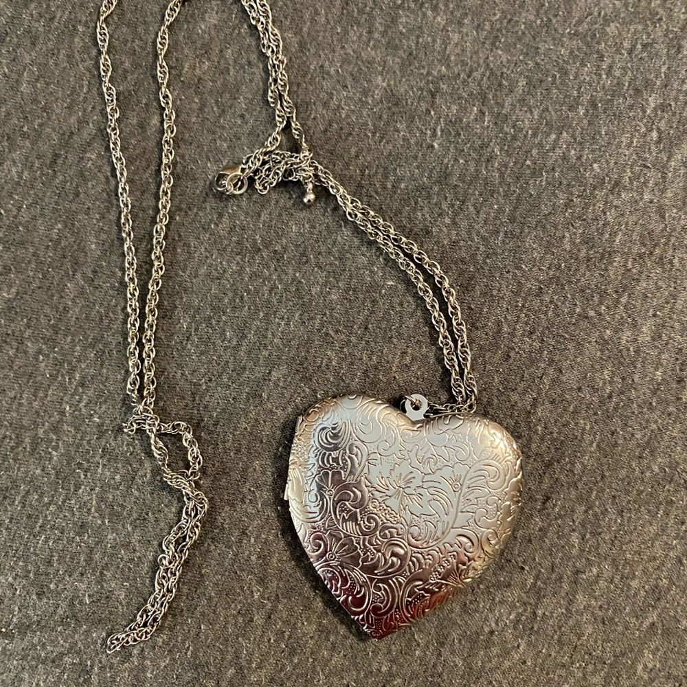 Large heart Lockett